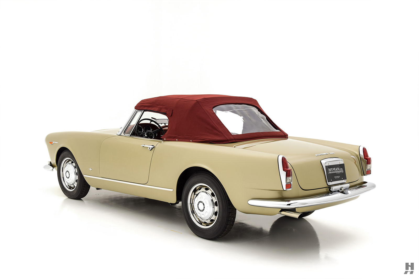 1962 Alfa Romeo 2600 Spider | Hagerty Valuation Tools®